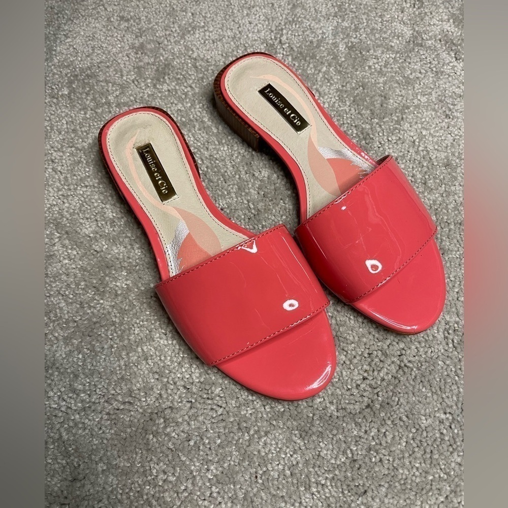 Louise et Cie Aydia Patent Leather Slide Sandals Coral Low Stacked Open Toe Mule